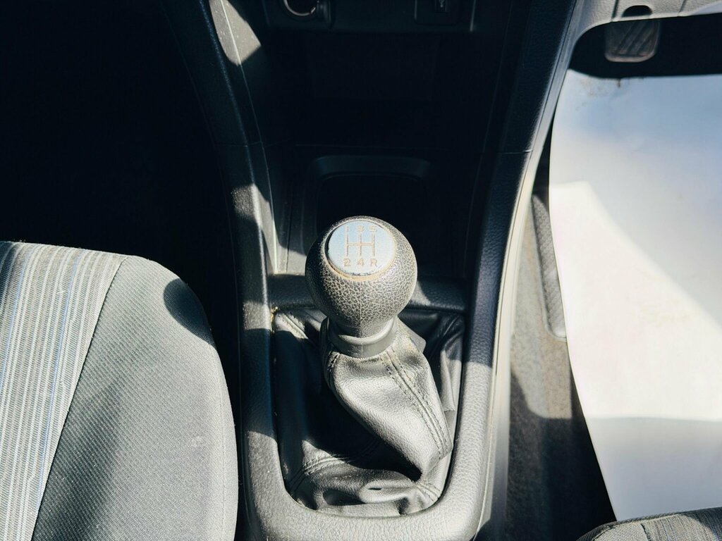 Suzuki Swift 1.2 Sz3 2015 White #36