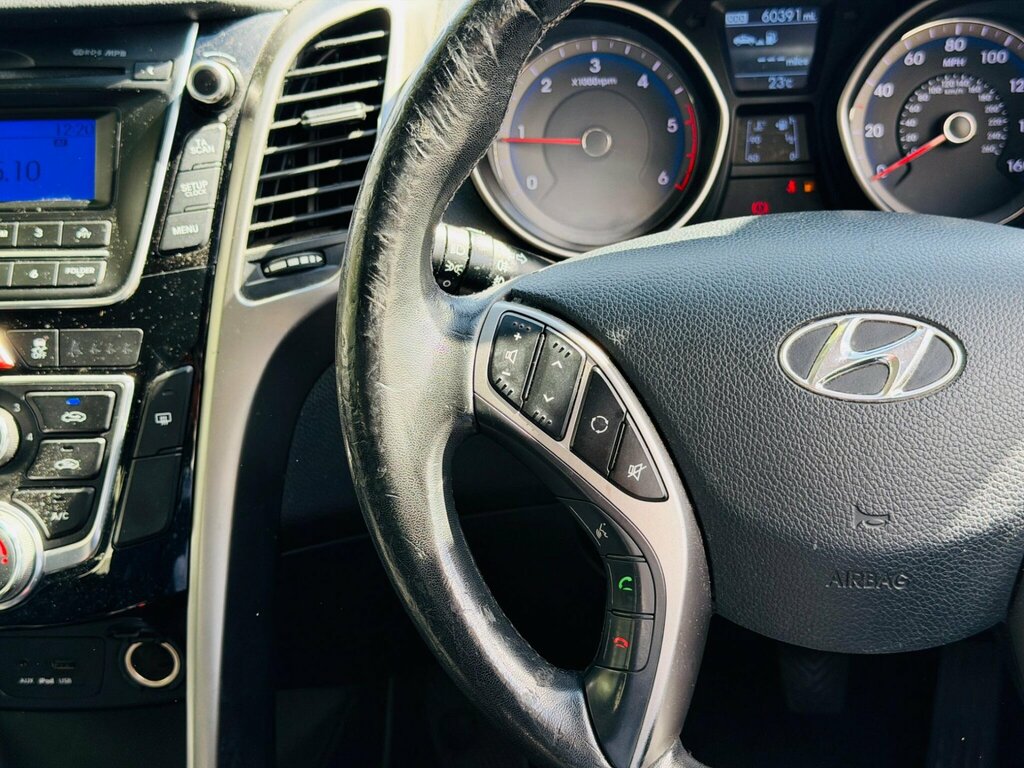 Hyundai I30 I30 Active White #30