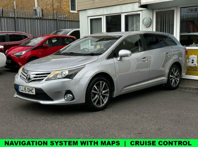 Toyota Avensis 1.8 V-matic Icon Tourer Euro 5 Silver #3