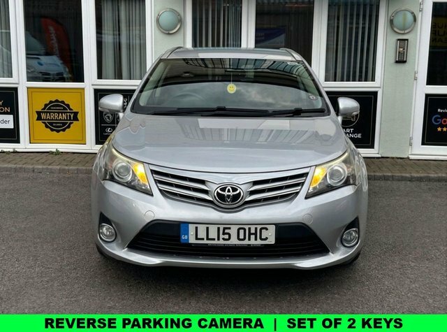 Toyota Avensis 1.8 V-matic Icon Tourer Euro 5 Silver #2