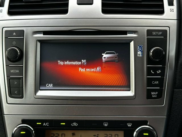 Toyota Avensis 2.0 D4d Active Silver #71