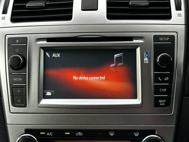 Toyota Avensis 2.0 D4d Active Silver #22