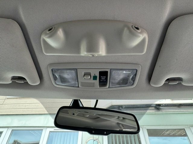 Mitsubishi Outlander Diesel White #48