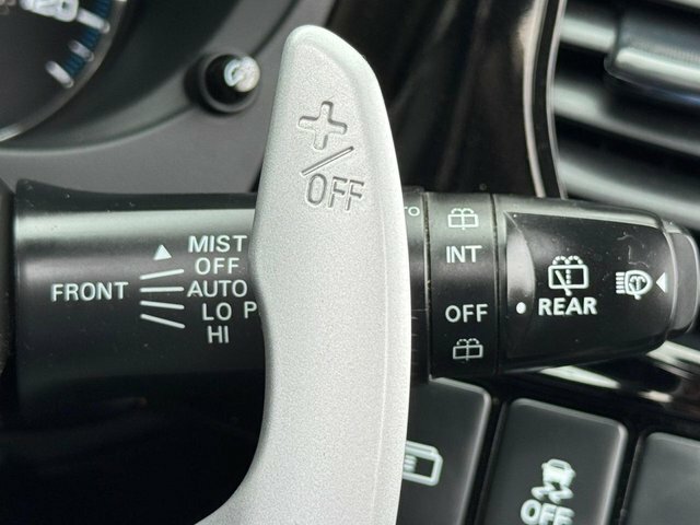 Mitsubishi Outlander Diesel White #41