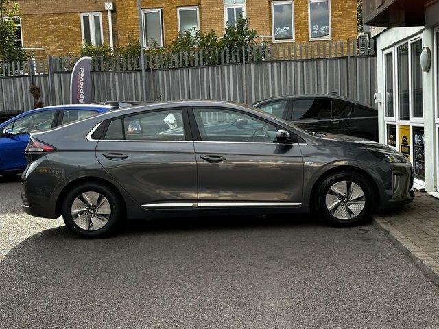 Hyundai Ioniq Hatchback Blue #7
