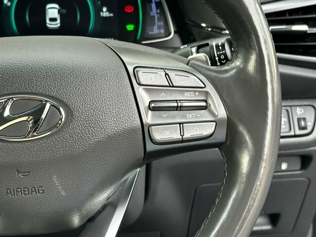 Hyundai Ioniq Hatchback Blue #32