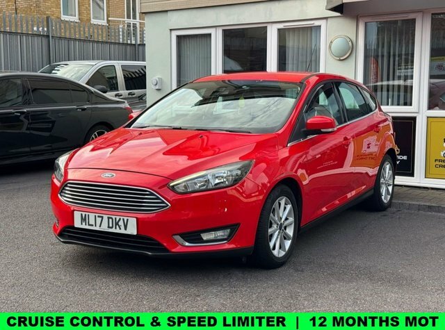 Ford Focus 1.0T Ecoboost Titanium Hatchback E Red #3