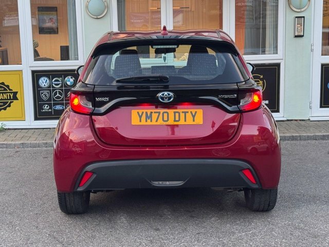 Toyota Yaris Icon Silver #25