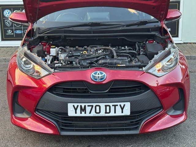 Toyota Yaris Icon Silver #55