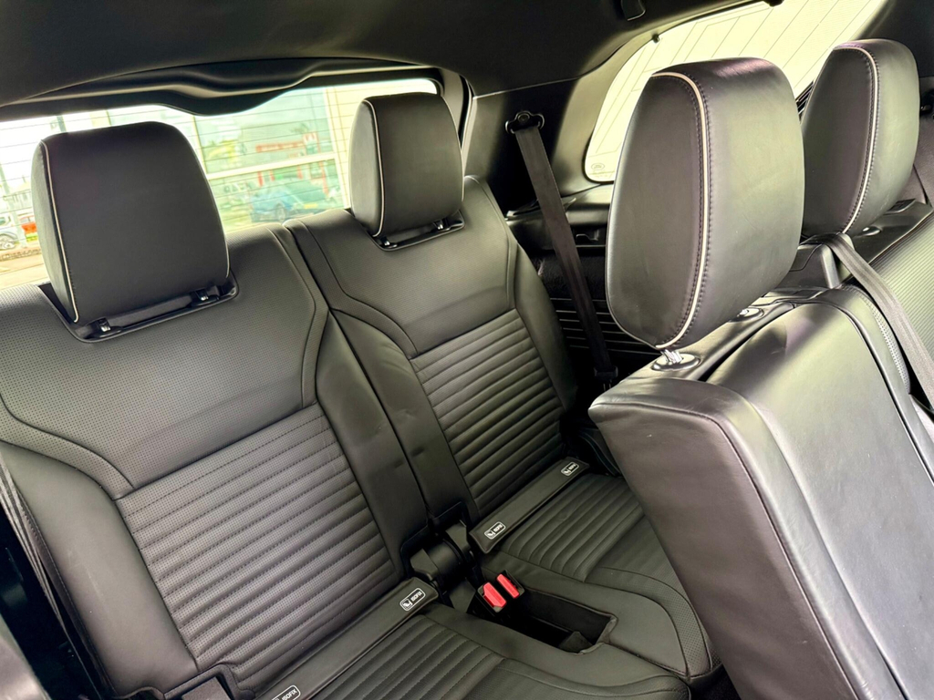 Land Rover Discovery  Black #33