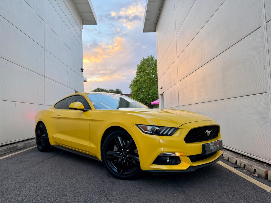 Ford Mustang 2.3T Ecoboost Fastback Selshift Euro 6 Yellow #2