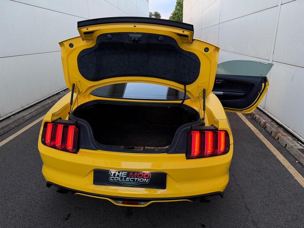 Ford Mustang 5.0 V8 Gt Grey #27