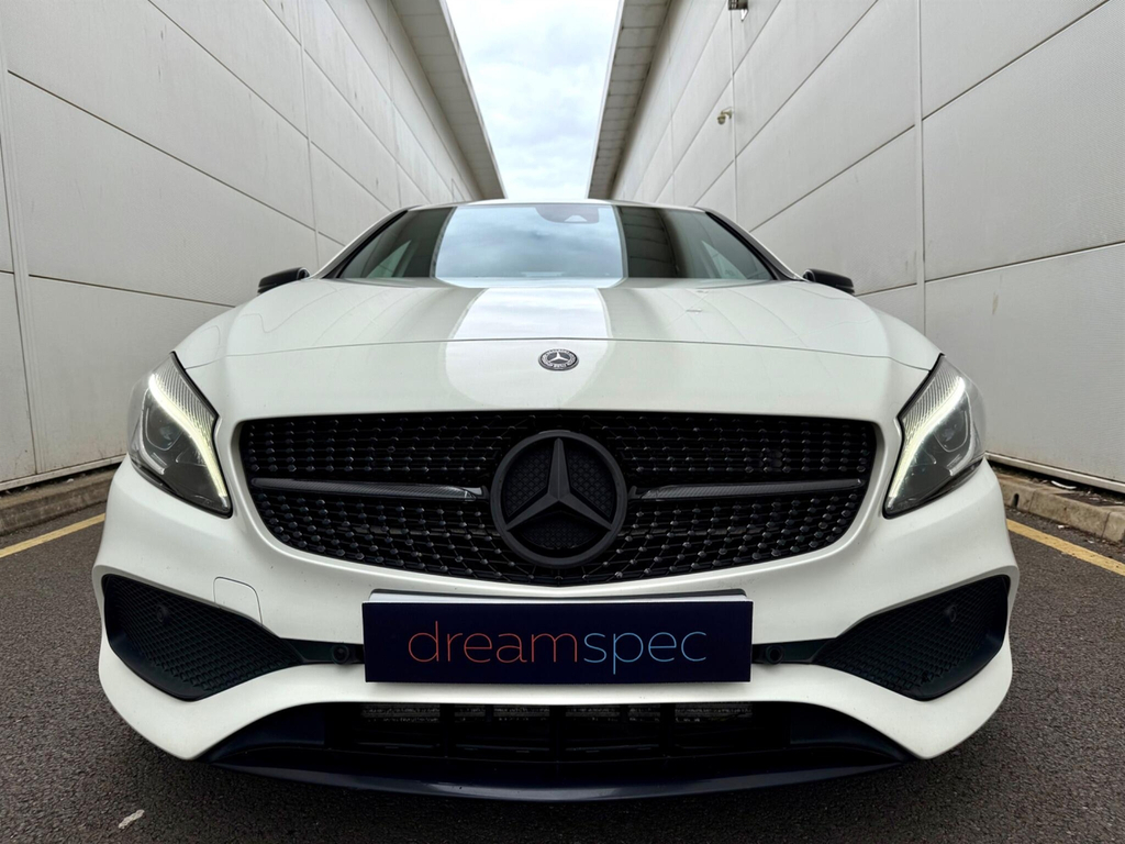 Mercedes-Benz A Class 2.1 A200d Amg Line Premium Hatchback White #3