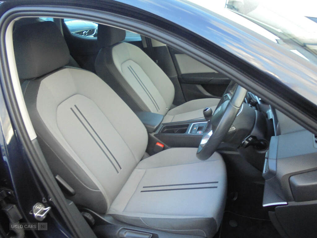 Seat Leon 2.0 Tdi Se Dynamic Blue #5