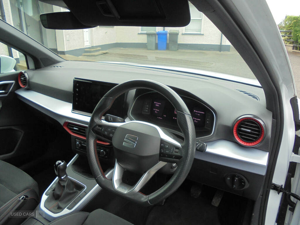 Seat Arona 1.0 Tsi 110 Fr Sport White #6
