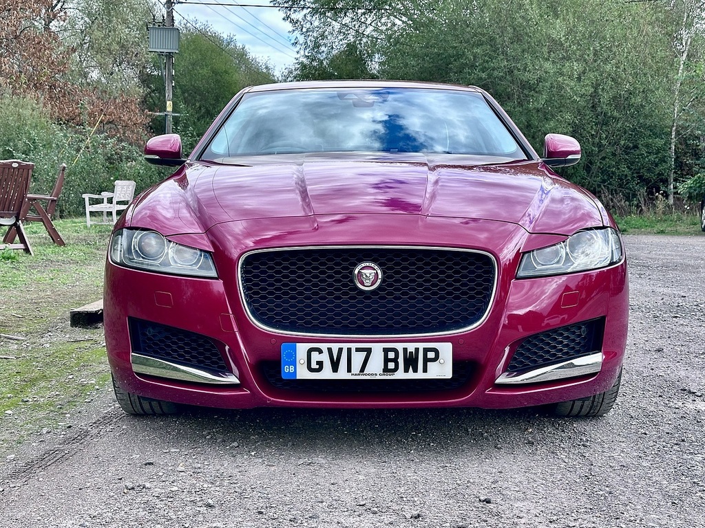 Jaguar XF 2.0I Prestige Saloon Euro 6 Ss Red #6