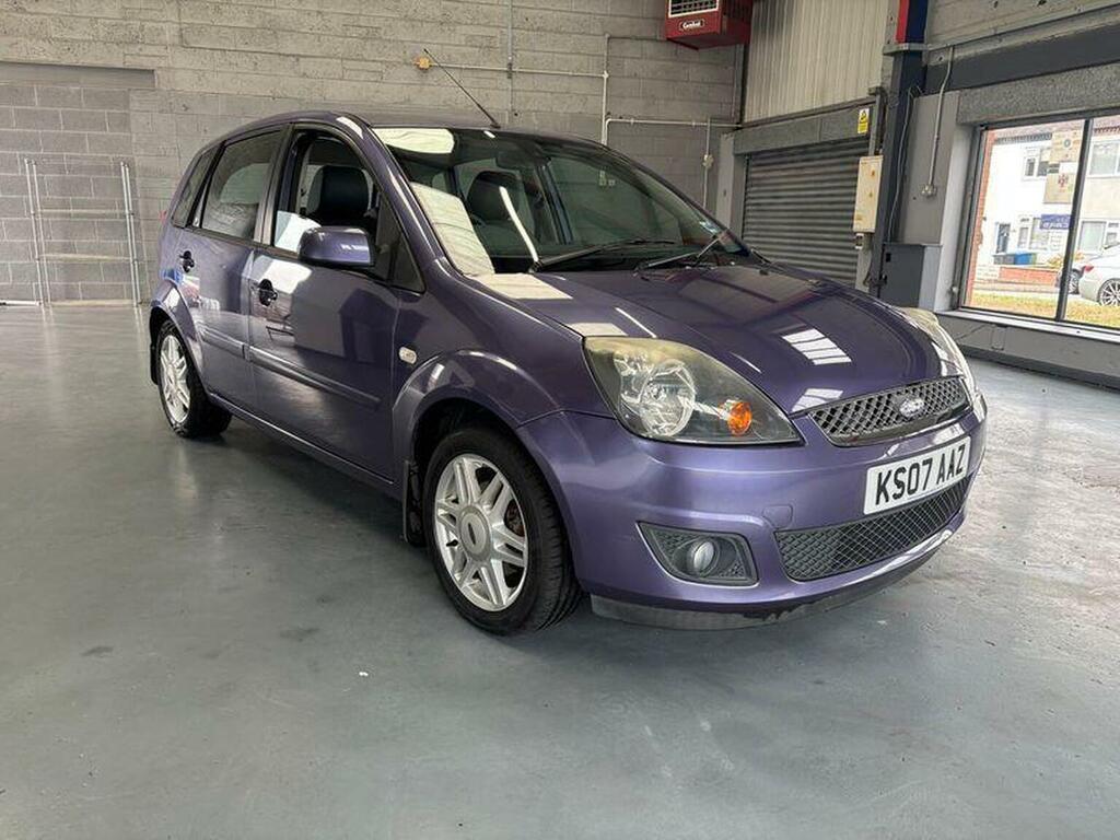 Ford Fiesta Hatchback 1.4 Ghia 200707 Purple