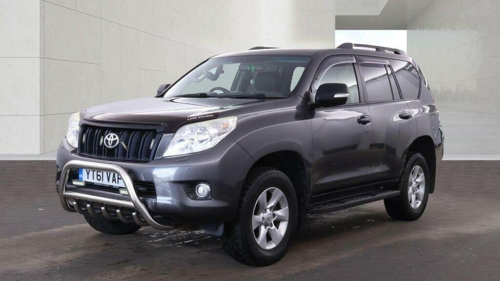 Toyota Land Cruiser Suv 3.0 D-4d Lc3 4Wd Euro 5 201261 Grey #2