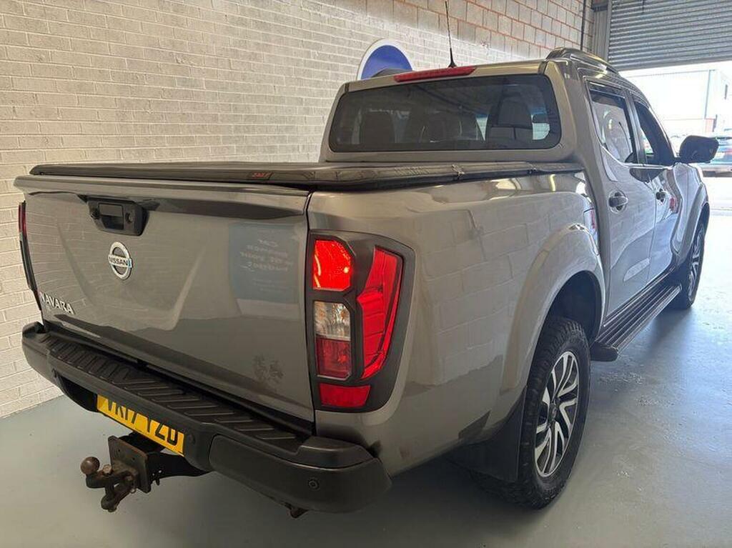 Nissan Navara 2.3 Dci Tekna 4Wd Euro 6 Grey #4