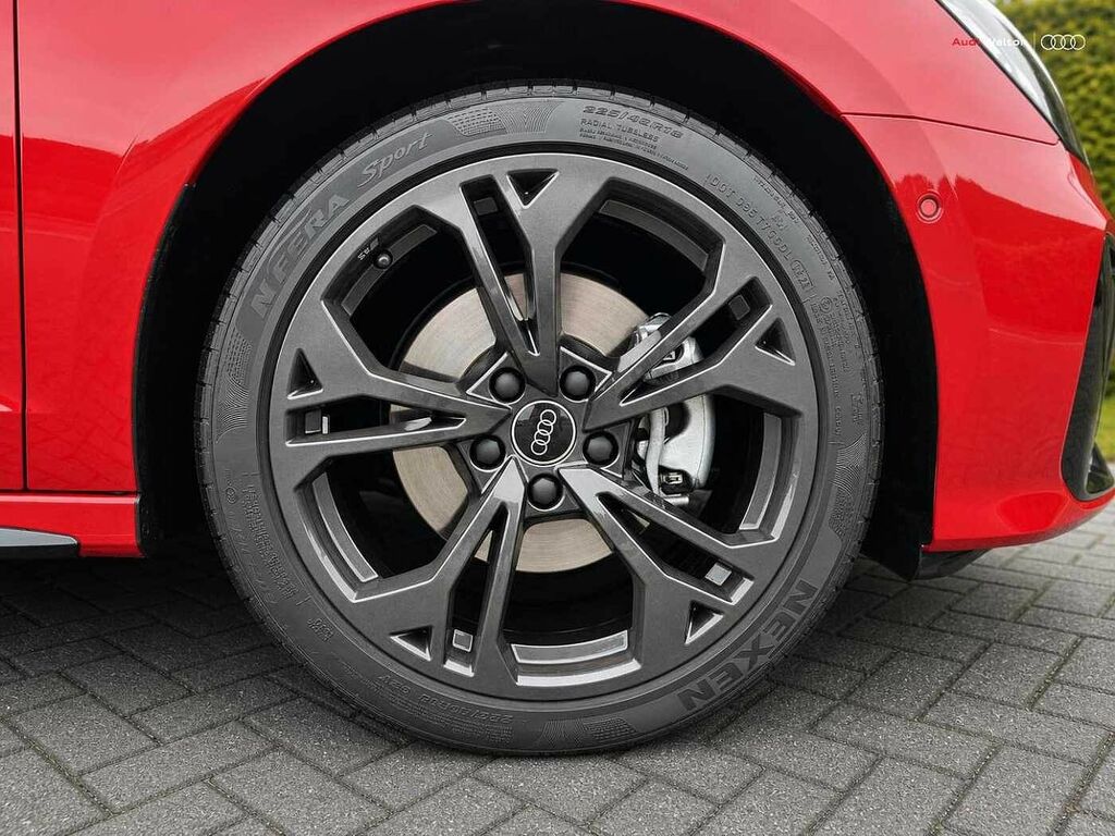 Audi A3 Black Edition Tfsi E 204 Ps S Tronic RJ26OAP Red #6