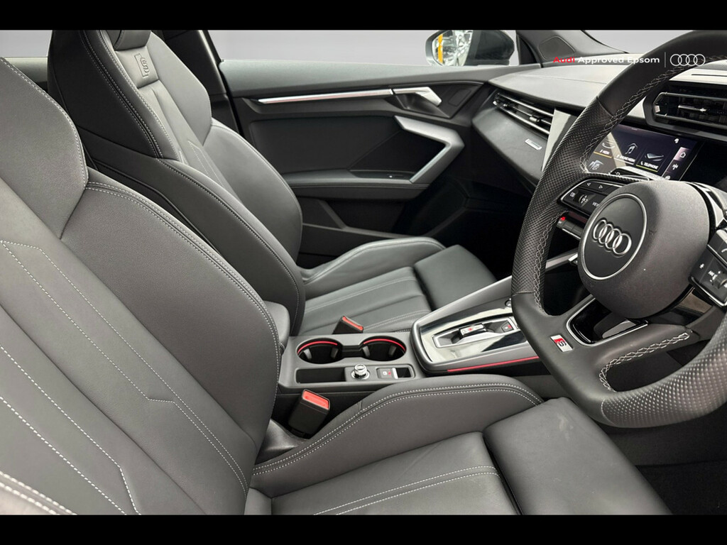 Audi A3 1.5 Tfsi 150 Black Edition S Tronic KN75FSL Grey #4