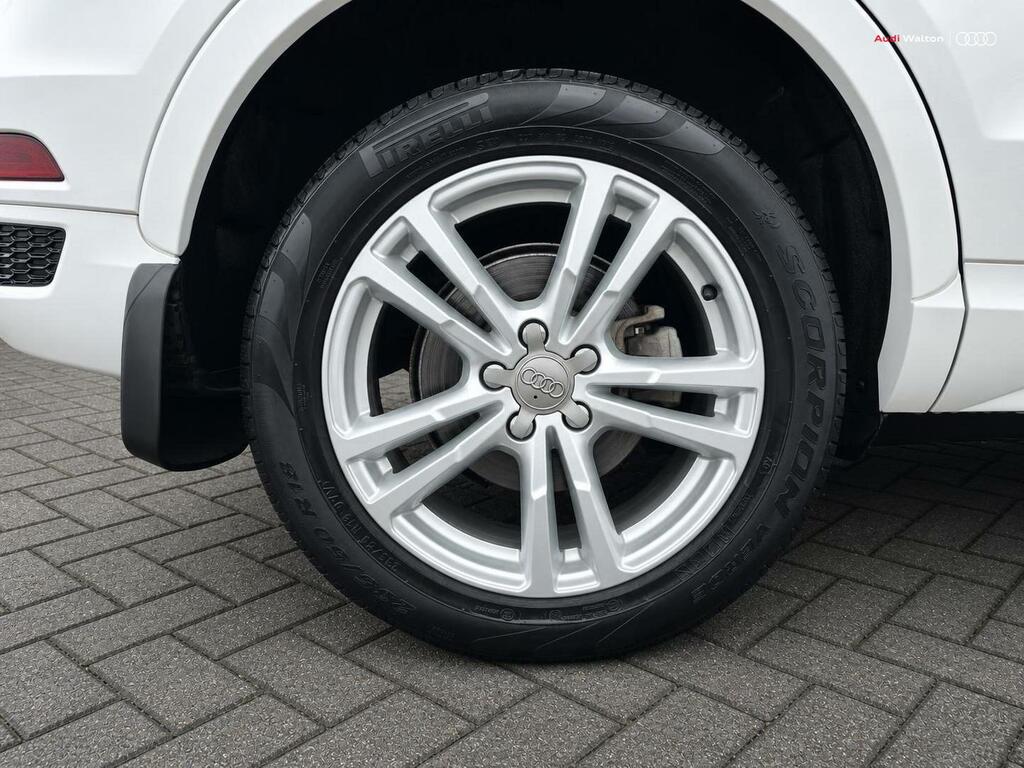 Audi Q3 S Line Edition 2.0 Tfsi Quattro 180 Ps S Tronic White #5
