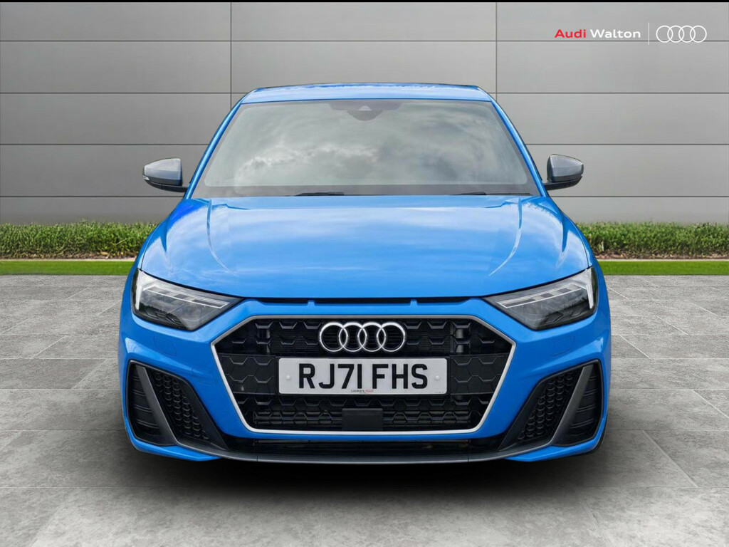 Audi A1 S Line Competition 40 Tfsi 207 Ps S Tronic Blue #2