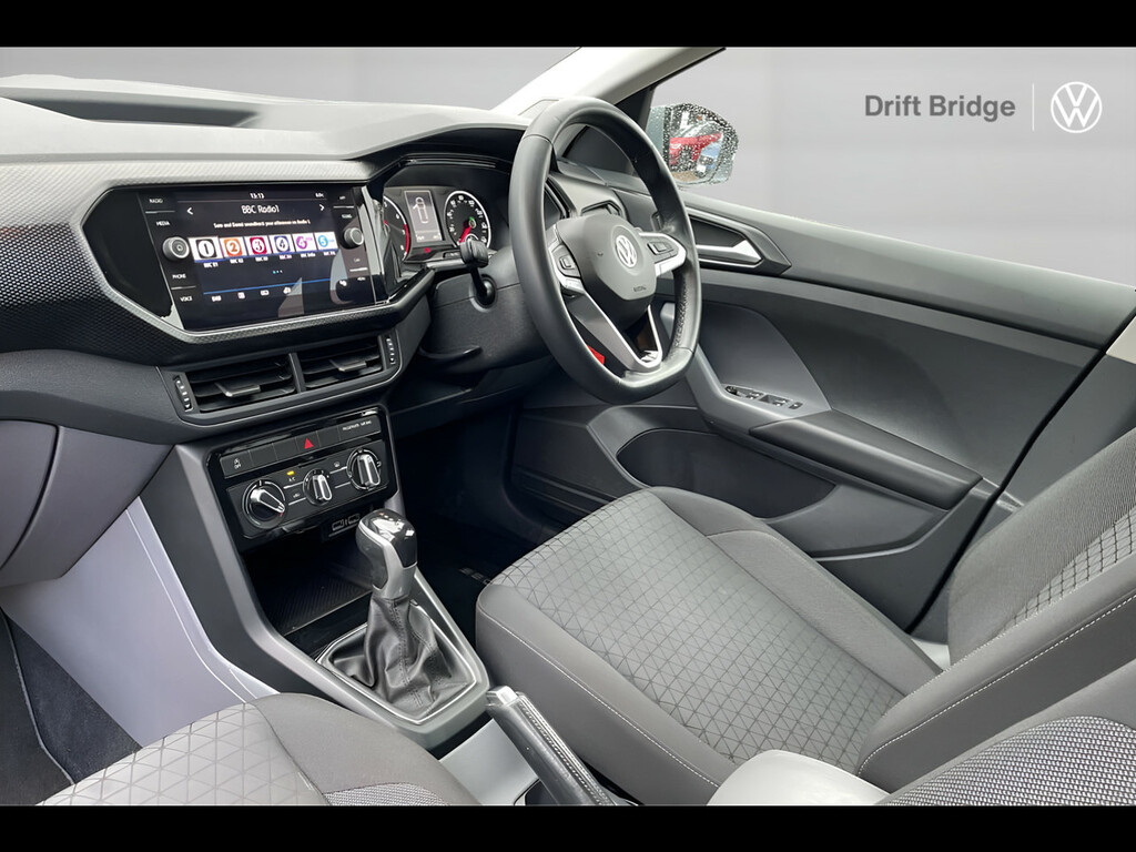 Volkswagen T-Cross 1.0 Tsi 115 Se Dsg Silver #2