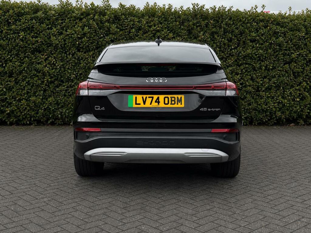 Audi Q4 E Tron Suv Sport 45 E-tron 21000 Kw Technology Pack White #7
