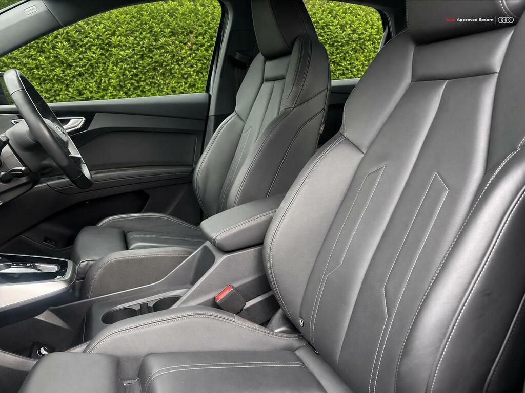 Audi Q4 E Tron Suv Sport 45 E-tron 21000 Kw Technology Pack White #18