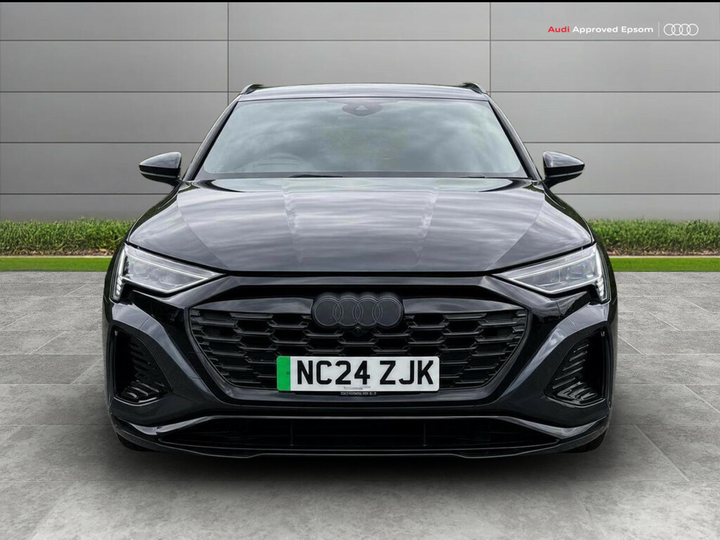 Audi Q8 e tron 300Kw 55 Quattro 114Kwh Black Edition Grey #2