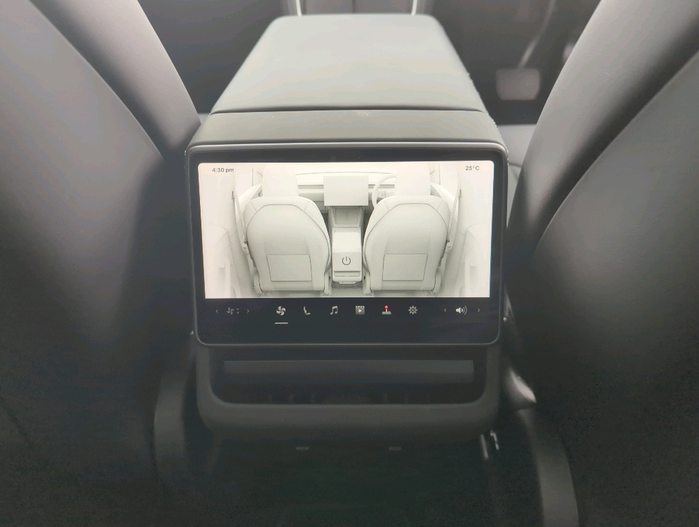 Tesla Model Y 62.5Kwh Standard Rwd Grey #23