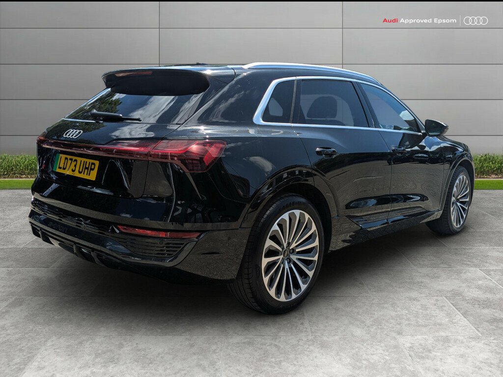 Audi Q8 e tron 300Kw 55 Quattro 114Kwh S Line Black #6