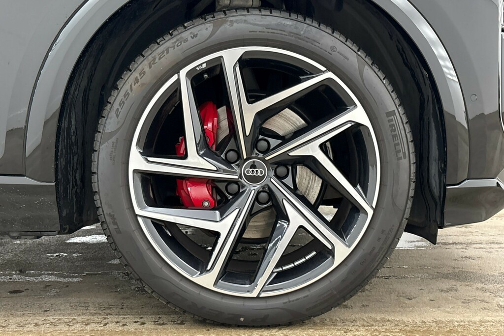 Audi Q6 E-Tron 225Kw Performance 100Kwh Edition 1 Black #5
