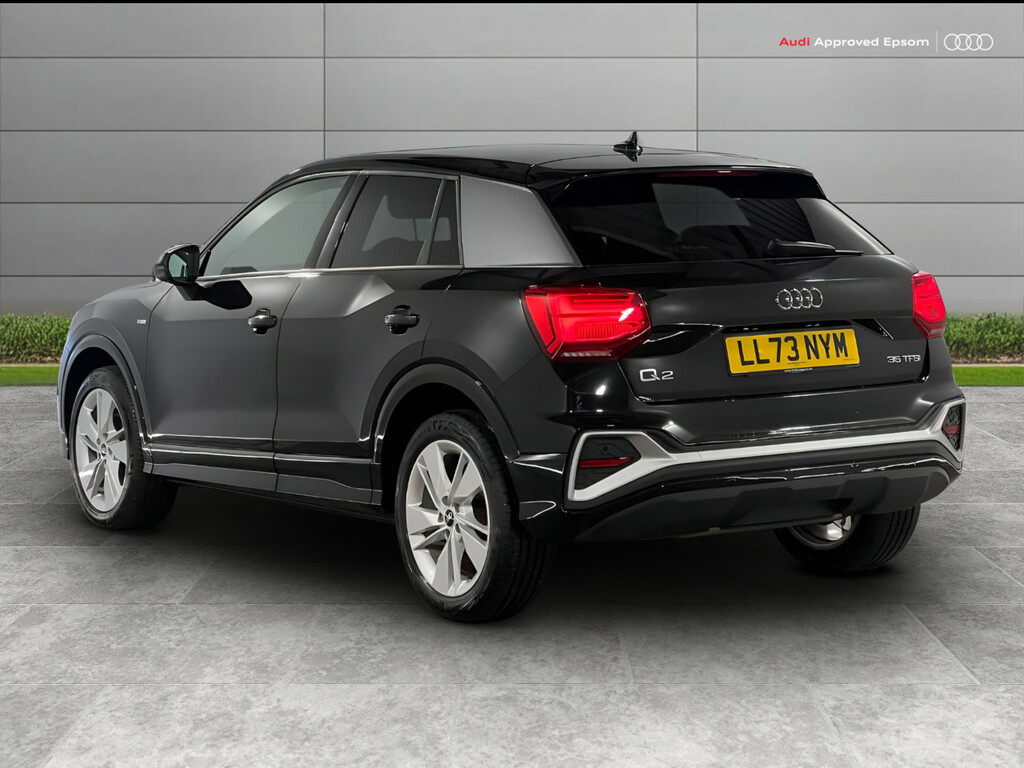 Audi Q2 35 Tfsi S Line S Tronic Black #2