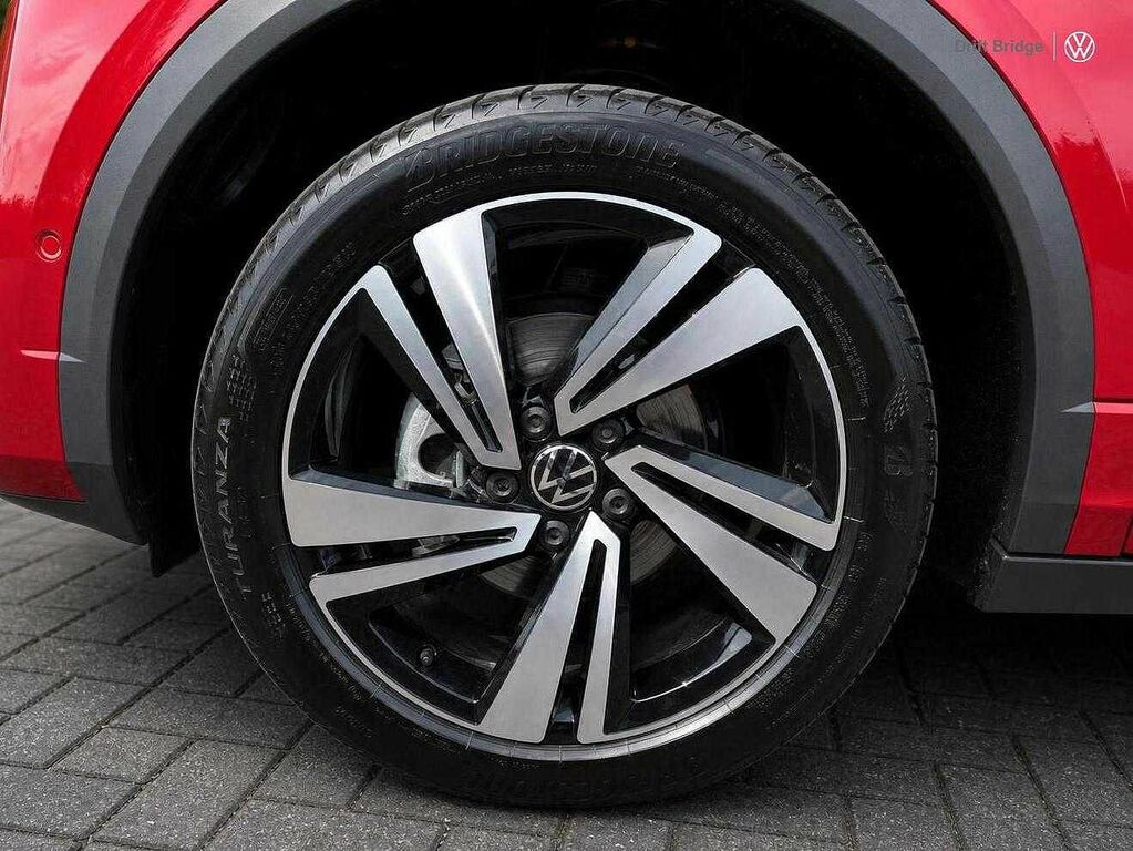 Volkswagen T-Roc 1.5 Tsi R-line Dsg Red #5