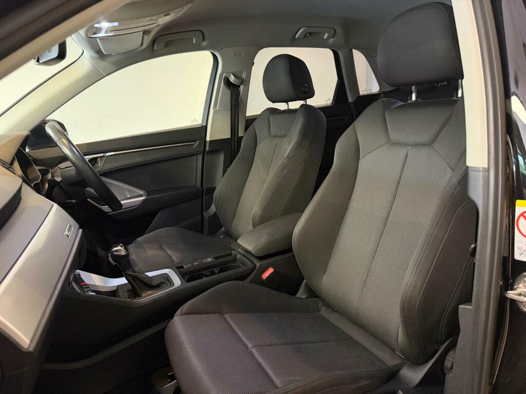 Audi Q3 Audi Q3 Black Edition White #30