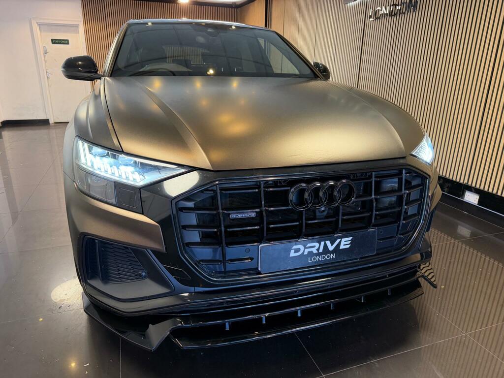 Audi Q8 S Line Black #4