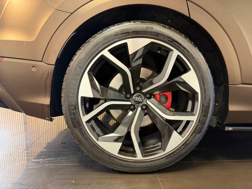Audi Q8 Estate Black #39