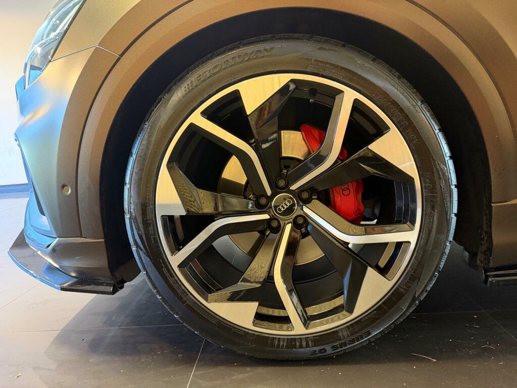 Audi Q8 Estate Black #41