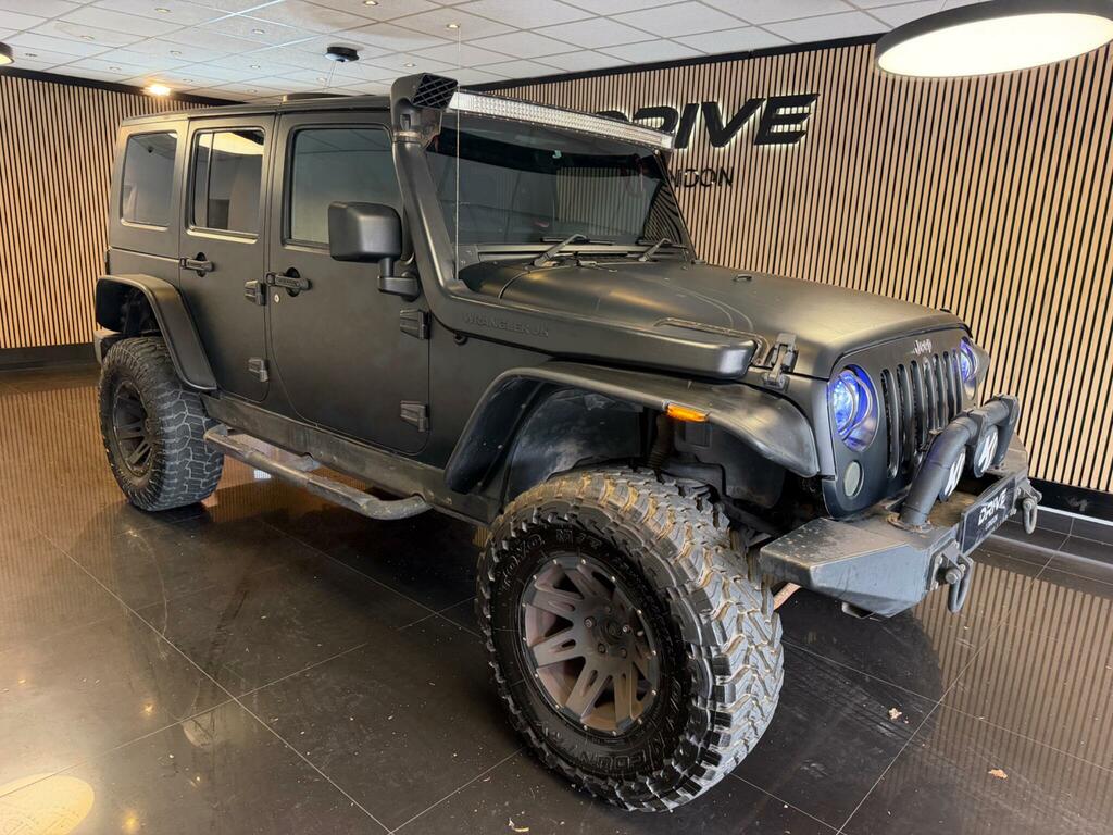 Jeep Wrangler Sahara Silver #4