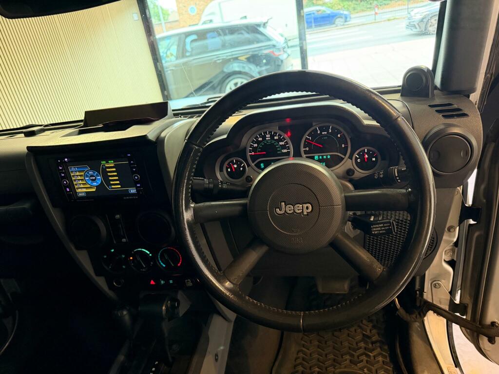 Jeep Wrangler 2.8 Crd Sahara Red #25