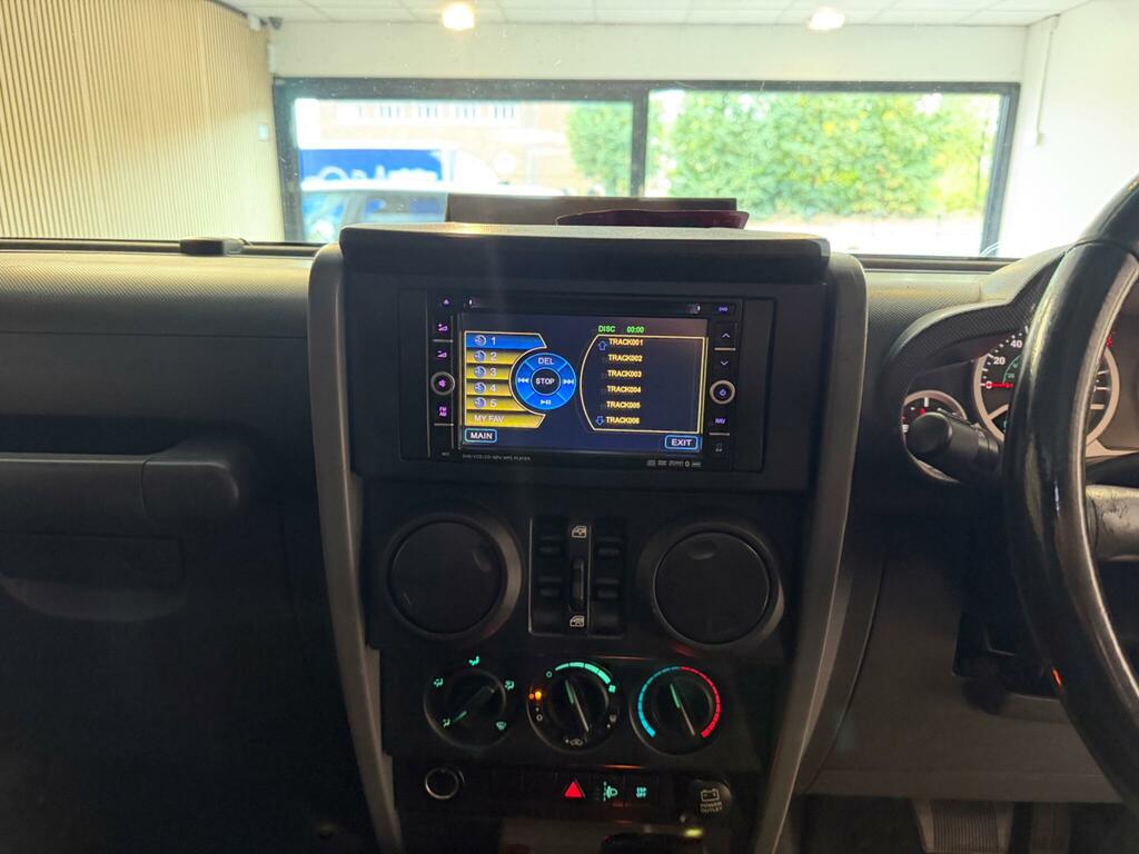 Jeep Wrangler 2.8 Crd Sahara Red #23