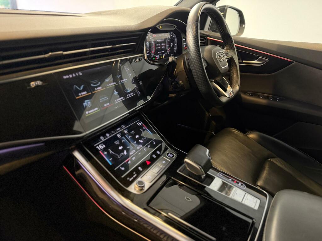 Audi Q8 Black Edition Tfsi 507 Ps Tiptronic Black #44