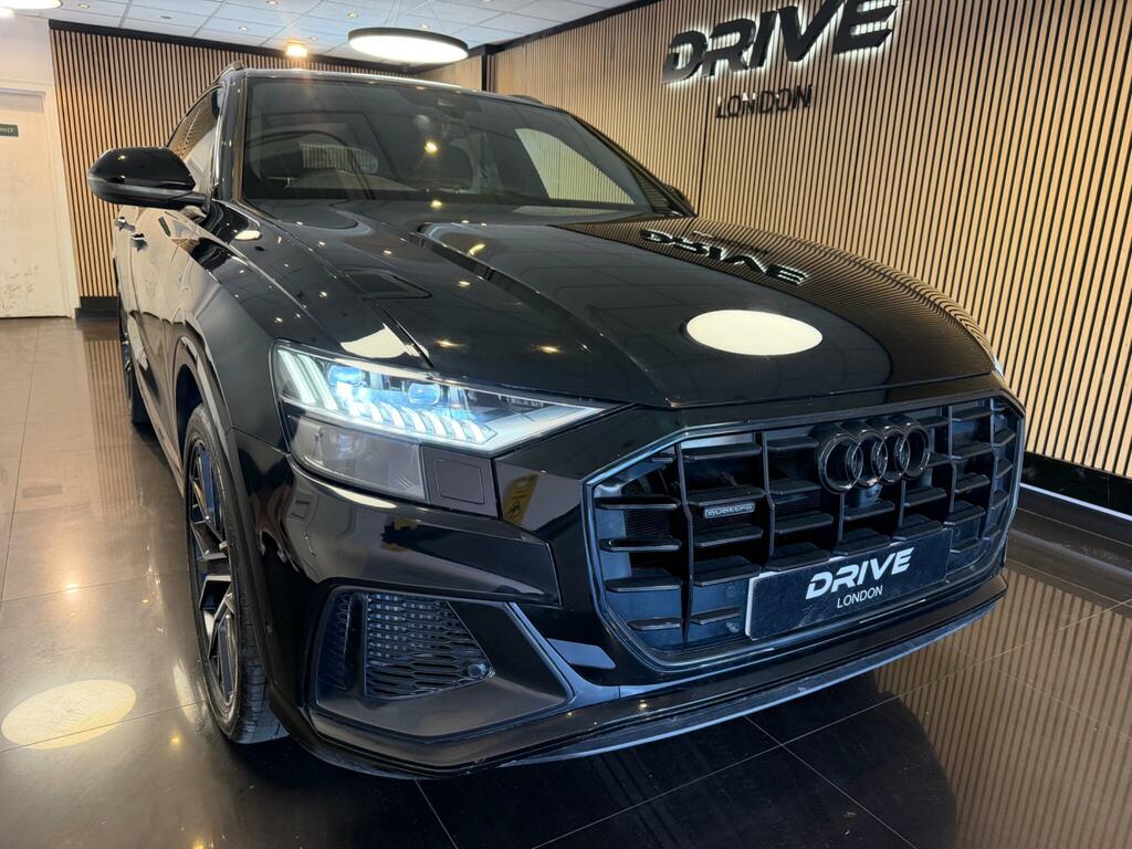 Audi Q8 Black Edition Black #5