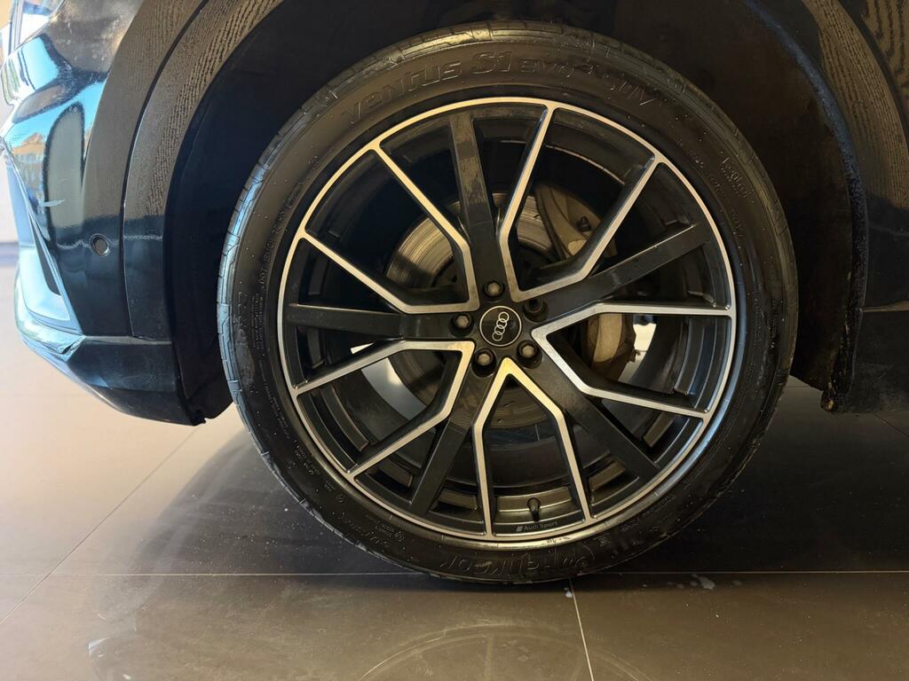 Audi Q8 Black Edition Tfsi 507 Ps Tiptronic Black #36