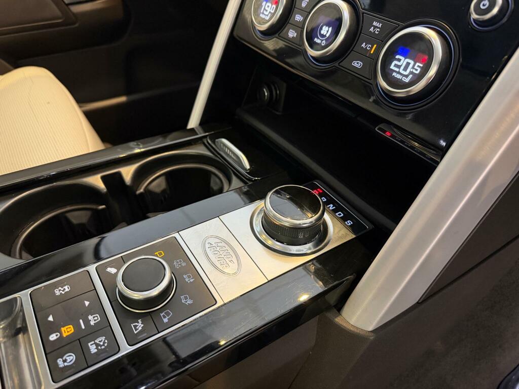 Land Rover Discovery Td6 Hse Black #14
