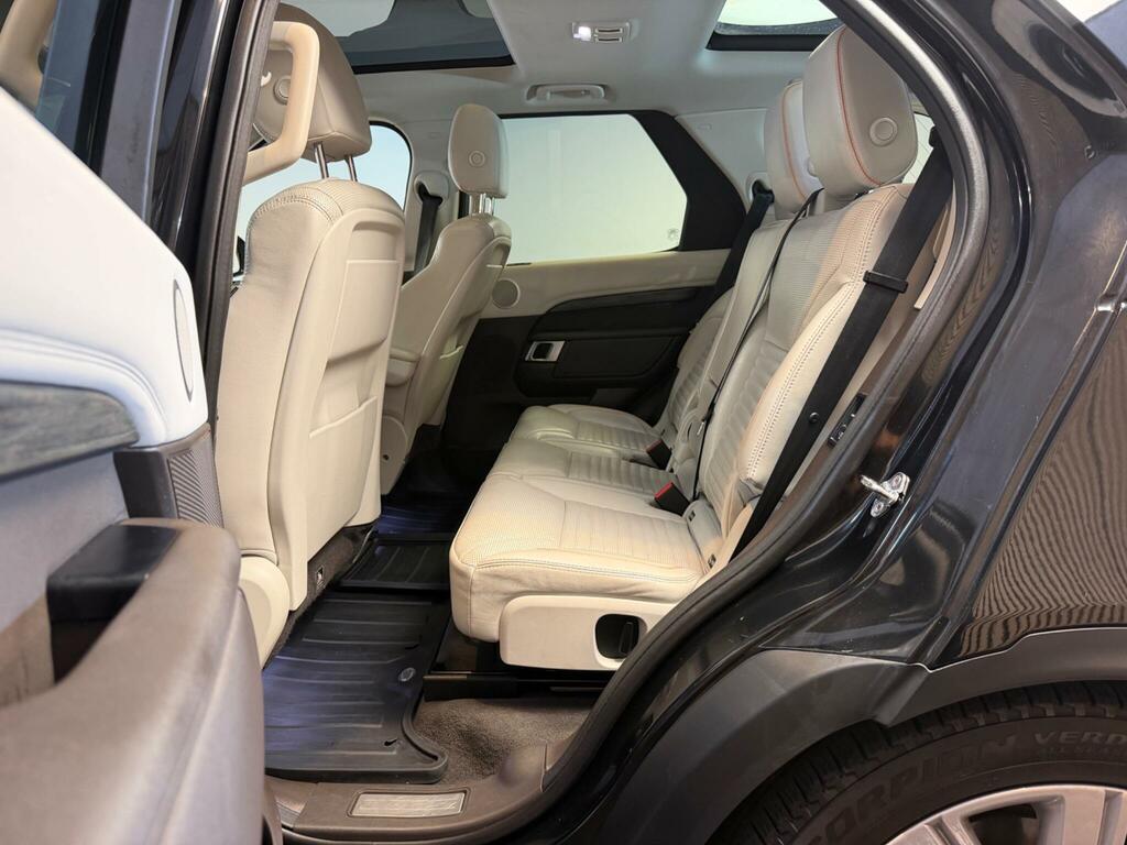 Land Rover Discovery Td6 Hse Black #22