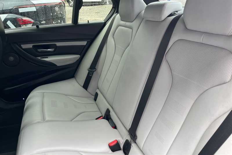 BMW M3 M3 Competition Package White #24