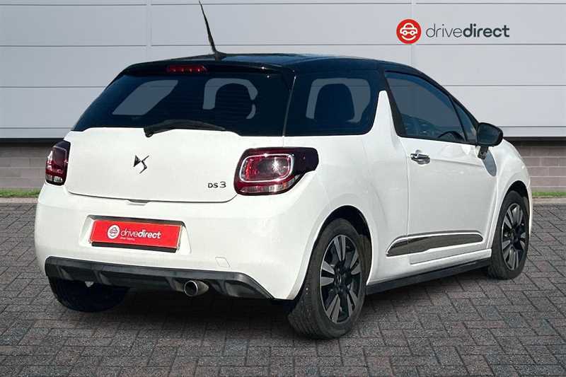 DS DS 3 1.2 Puretech Chic Hatchback Euro GM16WLU White #3